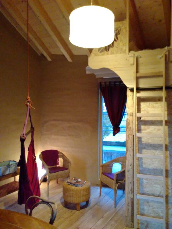 Element-Terre Hotel Aigle Buitenkant foto